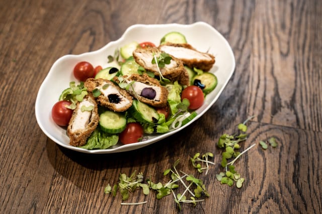 Hühnerstreifen in LENTIL STICKS Panade auf Salat